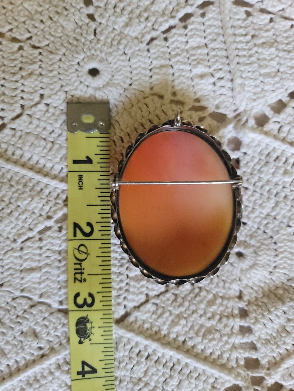 Antique carved shell cameo brooch of floral motifs, 10k GF setting Italy. - Picture 7 of 8